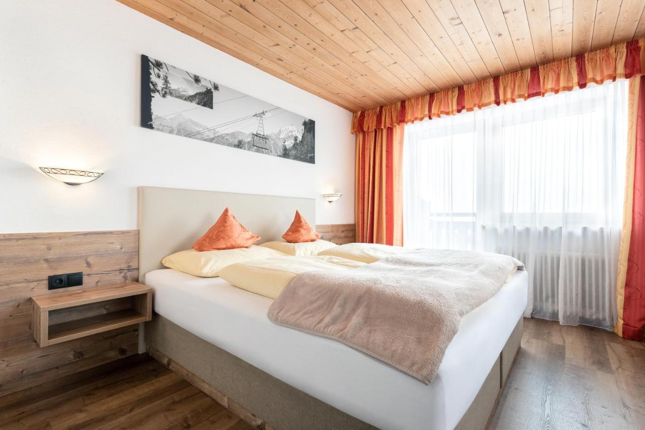 Gasthof Pension Berghof Hippach Luaran gambar