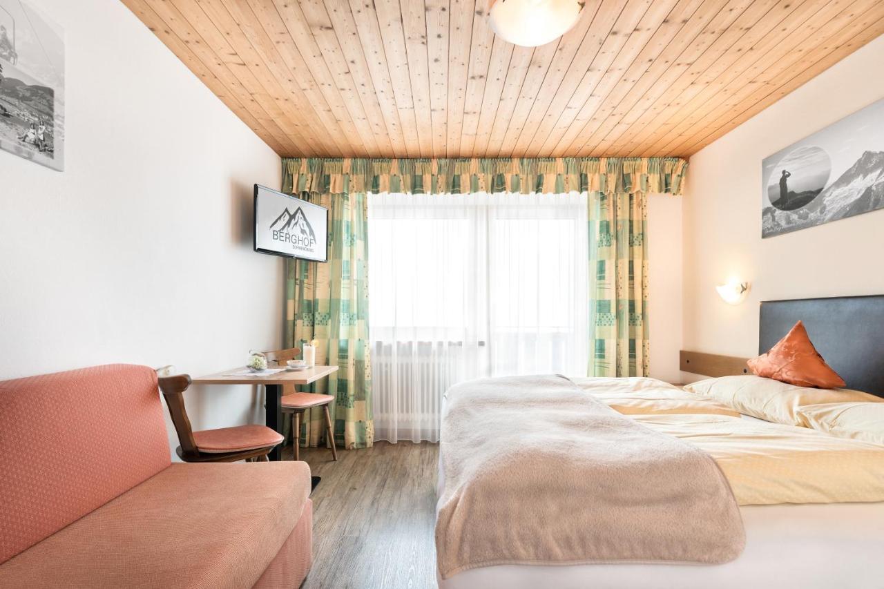Gasthof Pension Berghof Hippach Luaran gambar